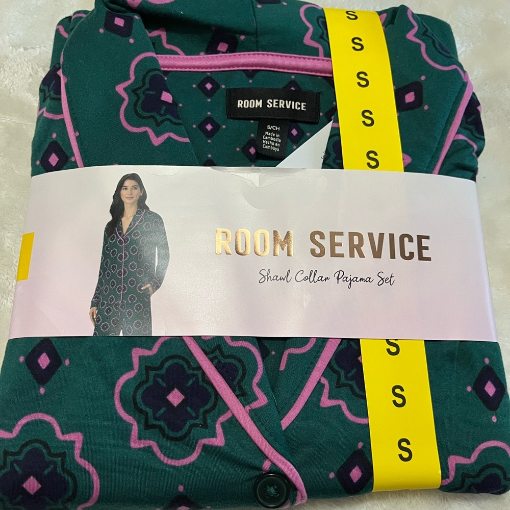 Room Service Green and Pink Shawl Collar Pajama Set